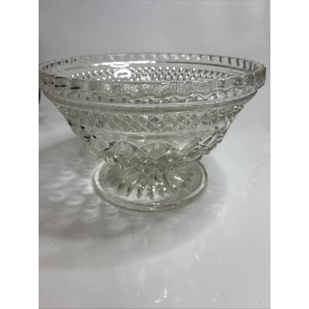 Vintage Anchor Hocking Wexford Glass Pedestal Footed Bowl